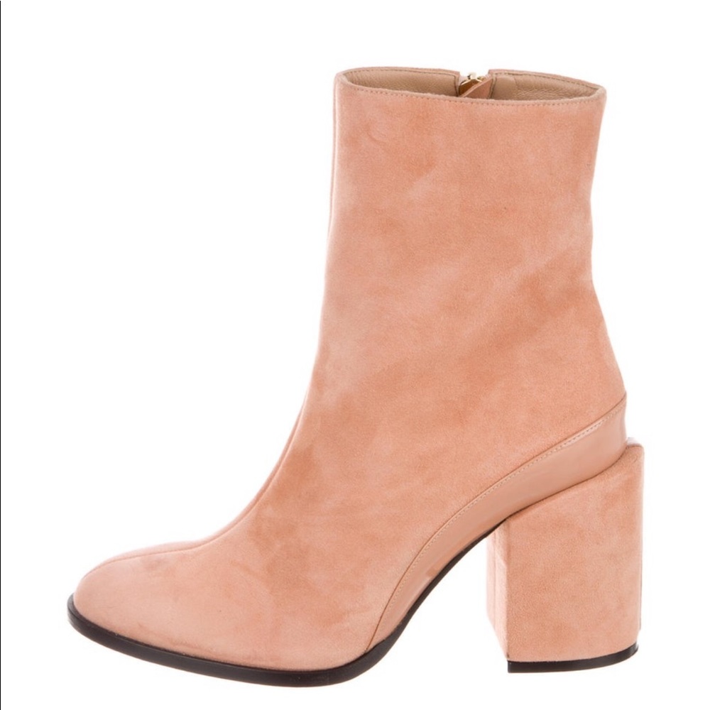 SOLD❌  Dear Frances Spirit Boot